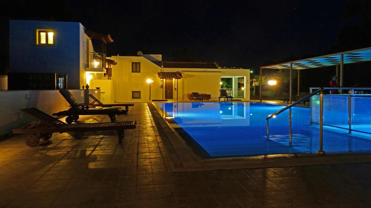 Parissis Eden Villas Skiathos 트롤로스 외부 사진