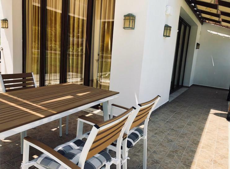 Parissis Eden Villas Skiathos 트롤로스 외부 사진